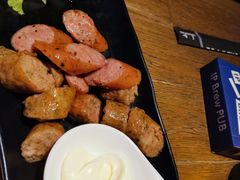 -爱啤精酿·民谣酒馆(滨江店)