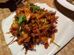 -喝丢一只鞋海鲜烧烤·海肠捞饭(东关街店)