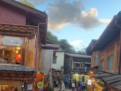 -塔洛藏餐吧(香格里拉古城店)