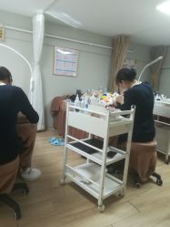 -赫本轻奢美颜中心