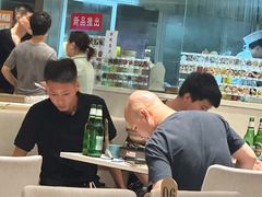 -黄金粥港式·早晚茶(海阳路店)