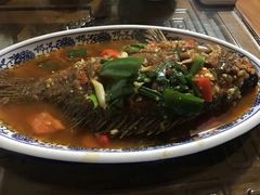红烧洱海鱼-阿鹏故事云南野生菌火锅(人民路店)