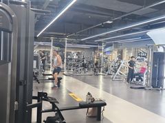 -超鹿运动(五四路恒力城店)