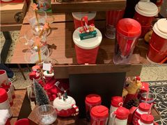 零售区-星巴克臻选(广州沙面店)