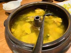 -云海肴·汽锅鸡·云南菜(天山百盛优客店)