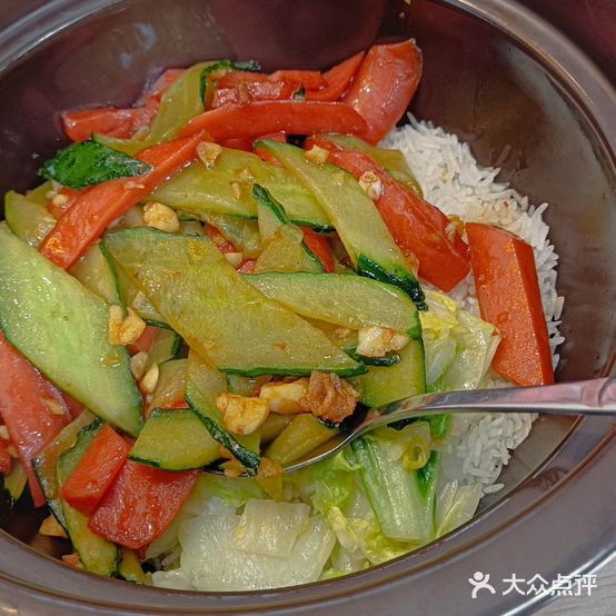 雁城味紫砂煲拌饭(红湘店)