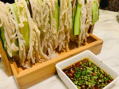 晾衣毛肚-周渝食惦·酸菜鱼精致川菜(横岗店)