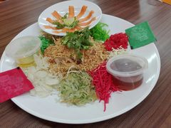 三文魚雪梨魚生-肥肥蟹海鲜饭店(马六甲店)