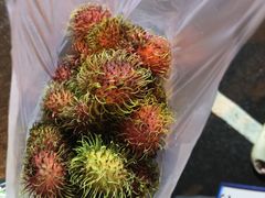 -瓦洛洛传统市场