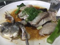 清蒸无骨鲫鱼-勒南公舍(龙江店)