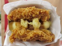 华夫鸡腿肉霸堡丰盛餐-肯德基(东峻店)