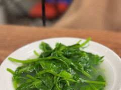 骨汤碗豆尖-继红顺河抄手名小吃