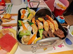 -水桶王国主题餐厅·聚会·生日派对·亲子活动·家庭套餐(亚龙湾希尔顿店)