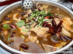 -蔼若春.传承三十年云南菜(金碧公园店)