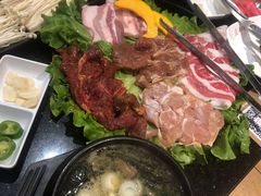-木槿花韩式炭烤·熟成肉工坊(孙文东路店)