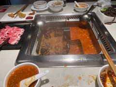 -海底捞火锅鲜切牛肉主题店(长寿路店)