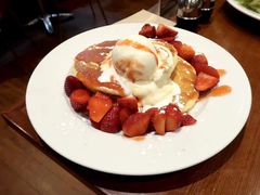 -Pancakes on the rocks(Darling Harbour)