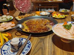 -旧街市鲜货老火锅(大光路店)
