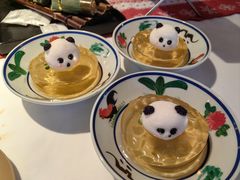 -刘姐啤酒鱼民族演艺餐厅(西街总店)
