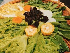 -尚尚仙·酸汤猪手·猪肚鸡火锅(华联万柳购物中心店)