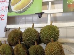-阿龙榴莲摊