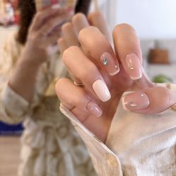 -Touch Nail·品质·美甲美睫