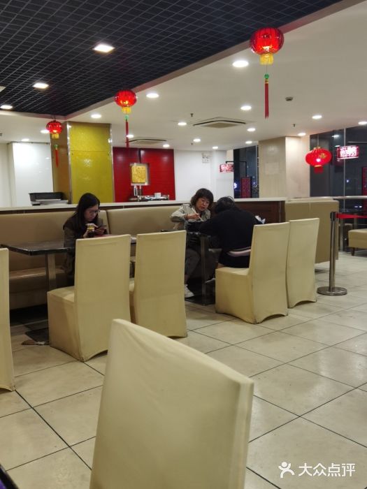 王家沙点心店(南京西路总店)大堂图片