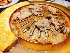 芝士锅底-猪啊牛呀羊啊铜盘烤肉(正大广场店)