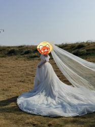 -现代经典婚纱摄影