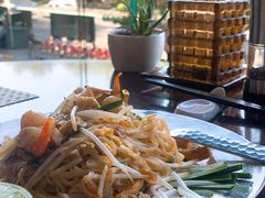 泰式炒金边粉-食肆&Fourteen(武林夜市店)