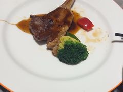 -松咖啡自助餐厅·松北香格里拉