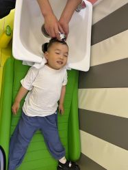 -爆米花儿童美发乐园