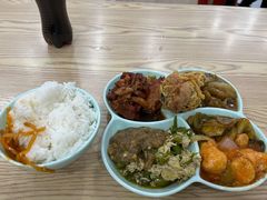 -晓宇盒饭(民安街店)