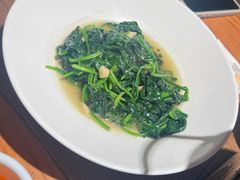 -黄泥岗·地道湖北菜(奥特莱斯店)