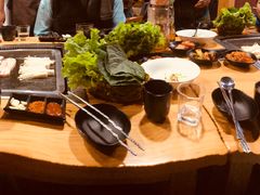-小黑猪石板烤肉(美食街店)