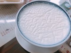 -周大娘牛乳(旧寨古村总店)