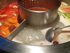 -佬土鹅肠火锅(解放路店)