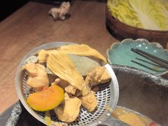 -蘑界·野生菌火锅(深业上城店)