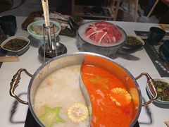 -椰子湾·海南火锅·糟粕醋·椰子鸡(正大广场店)