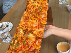 藤椒鸡肉薄底披萨-魏客咖啡(中铁中心店)