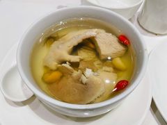 时令炖汤-唐宫海鲜舫