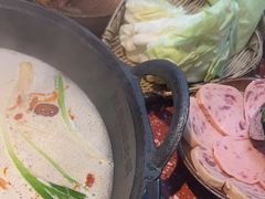 -赵美丽·重庆社区火锅·直营店(火车东站·中豪国际店)