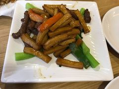 -粤仔湾砂锅粥(阳光店)