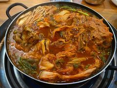 -喇喇排骨火锅·传统韩式脊骨汤(望京西园总店)