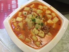 -独一佳老胡湘菜馆(矿山路店)