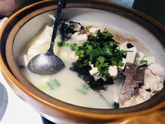 -姜君·千岛湖鱼头馆(浦东大道店)