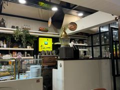 -MADO冰淇淋咖啡馆(淘金店)
