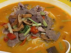 -粉小主·贵州酸汤牛肉粉(南京仙林金鹰店)