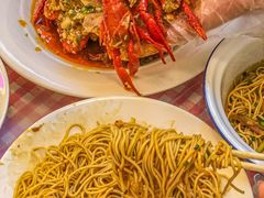 -捌贰虾蟹·江湖菜馆(江汉路店)