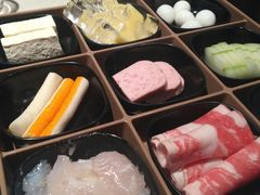 -海底捞火锅鲜切牛肉主题店(长寿路店)